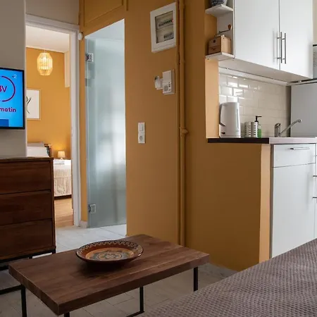 3c's-central, Cosy, Convenient To Airport 24/7 *